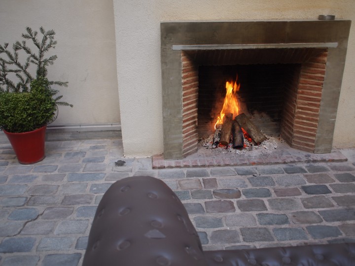 cheminee-cour-jules-jim