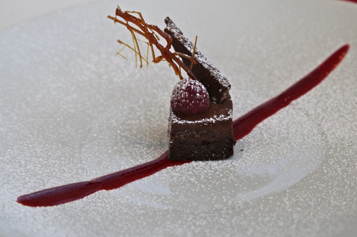 Cube-Electrolux-Milan-Silencio-Hotel-Luxe-dessert-chocolat