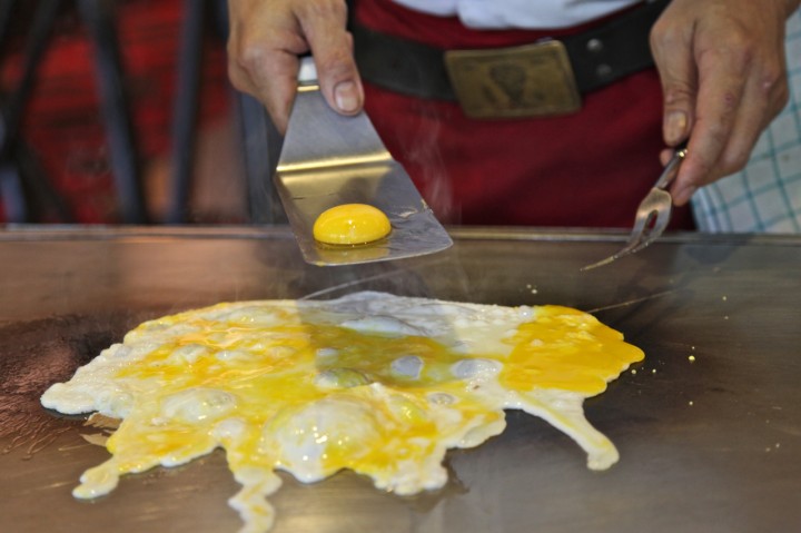 Anantara-Bangkok-Riverside-Hotels-Luxe-Silencio