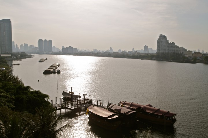 Anantara-Bangkok-Riverside-Hotels-Luxe-Silencio