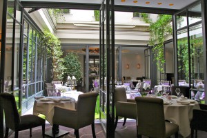 Hotel-le-Burgundy-Restaurant-Baudelaire-Silencio-Hotels-Luxe-Paris
