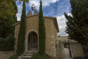 Hotel-Le hameau-des-Baux-Paradou-Silencio-chambre chapelle-exterieur 02